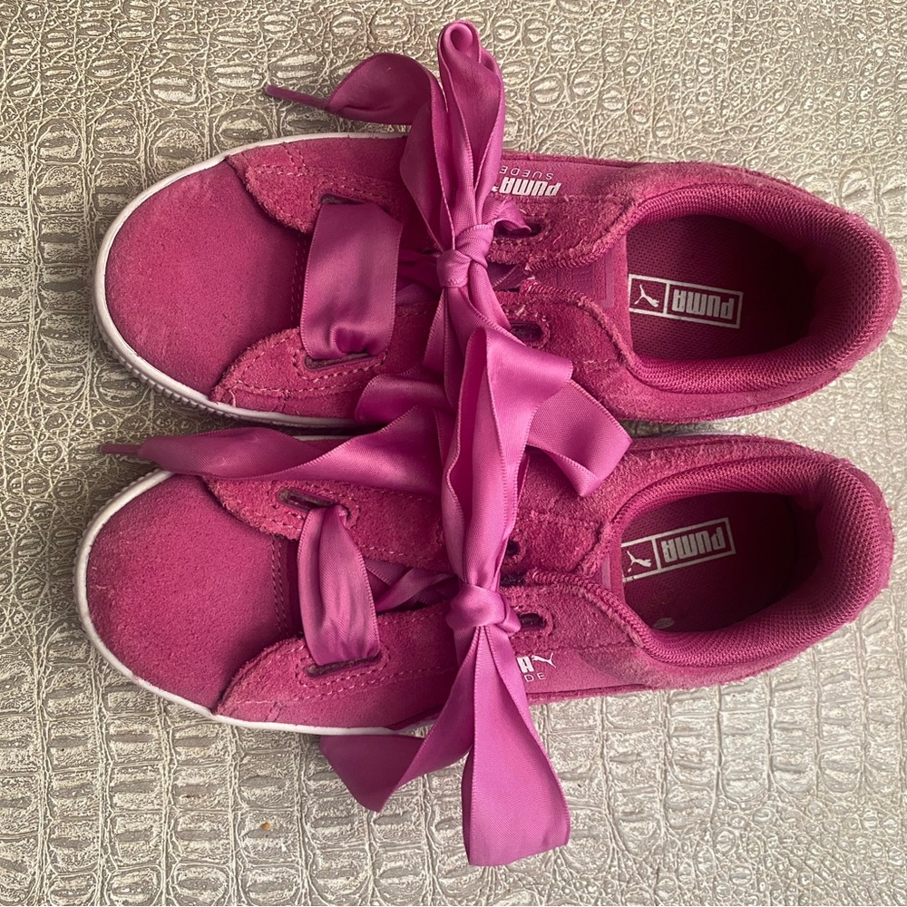 Puma Kids Fuchsia Sneakers with Ribbon Laces